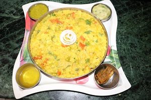 http://www.biharirecipes.com/khichdi-recipe/khichdi-recipe-in-hindi/