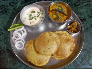 Suji Aloo ki Kachori