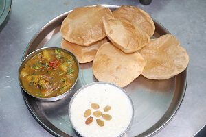 Kheer Puri Sabji