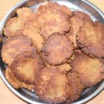 Thekua Recipe – आटे और गुड से बनाये बिस्किट की तरह खस्ता ठेकुआ बिना किसी सांचे के, khasta thekua