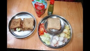 How to Make Veg Sandwich - जब खाना हो कुछ नया क्रिस्पी मजेदार नाश्ता तो बनाएं सैंडविच, देशी स्टाइल